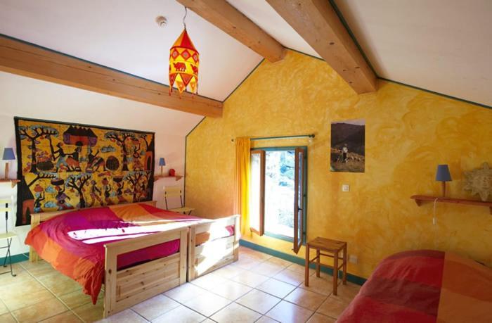 Le Mas Franc Bed & Breakfast Enveitg Екстериор снимка