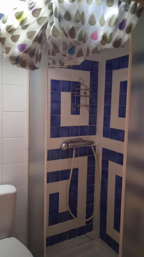 Le Mas Franc Bed & Breakfast Enveitg Екстериор снимка
